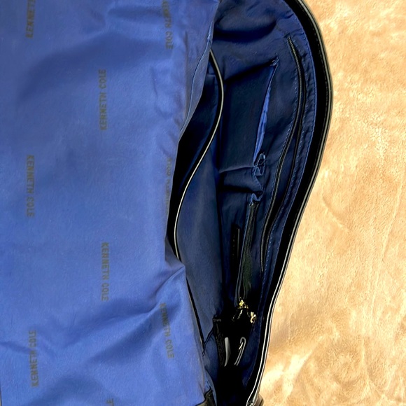 2pc Lot Laptop Bags Brown Leather & Faux Black Leather - Picture 7 of 9